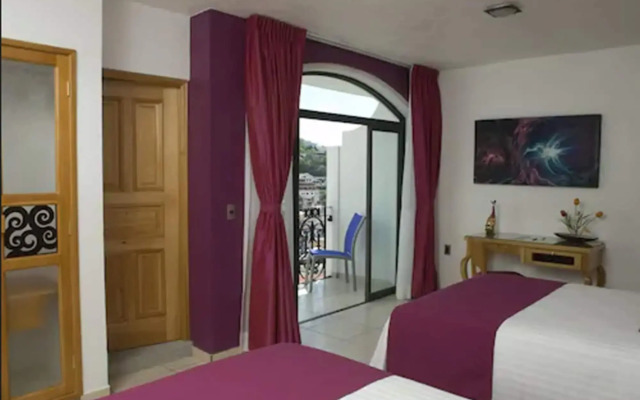 Boutique Pueblo Lindo