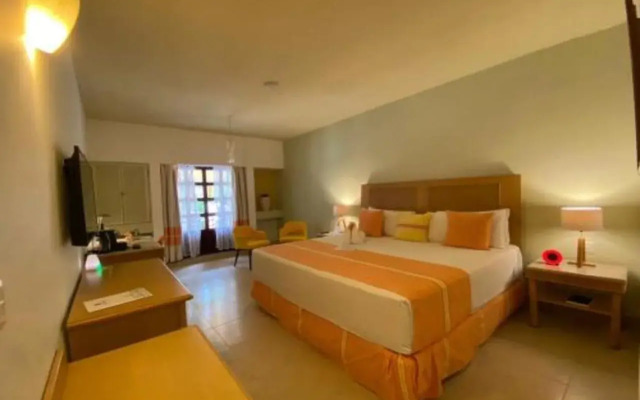 Binniguenda Huatulco & Beach Club