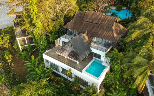 Farrah Oceanfront Villa