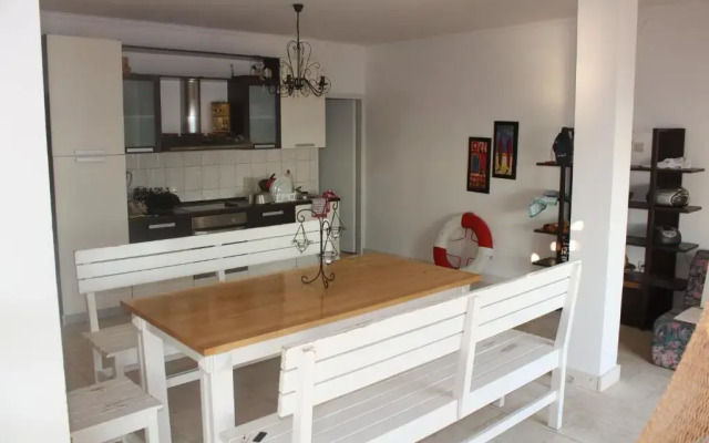 Apartment Galeb Komarna