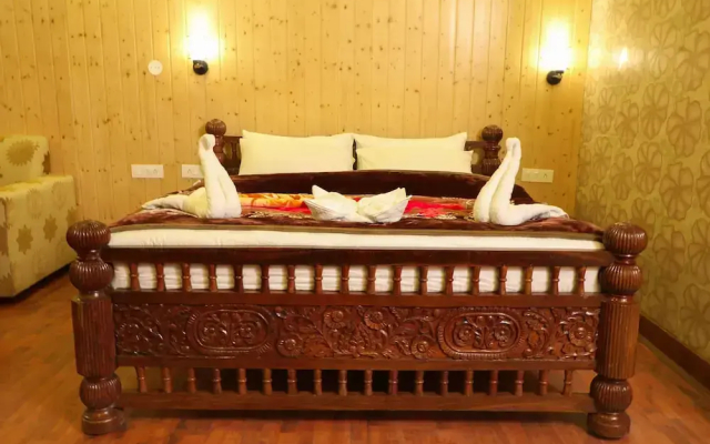 KVR Clarks Inn, Kufri