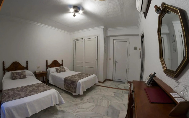 Hotel La Pinta