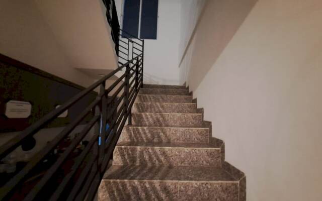 OYO 93870 Damai Guest House Cirebon