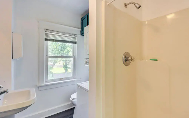 Walkable Abode in Stroudsburg's Business District!
