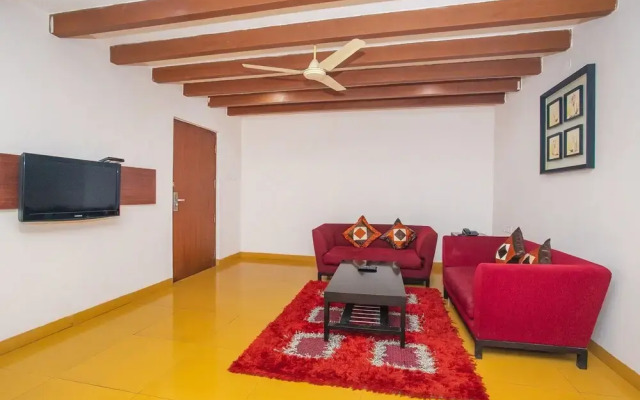 Hotel Comforts Suites