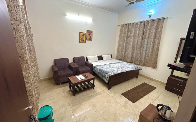 Krishnam Guest House