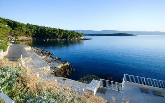Hotel & App. Fontana Jelsa