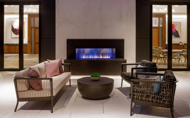 Tempo By Hilton Nashville Downtown