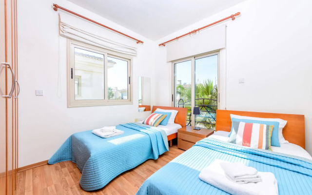 Ariadne Villa