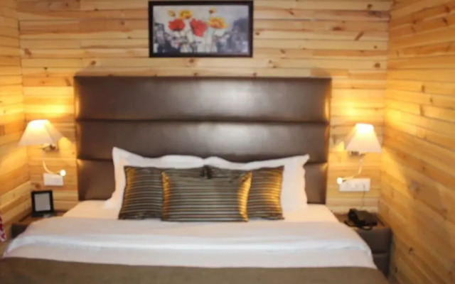 Krystal Hotel