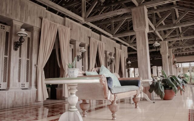 Kayu Arum Resort