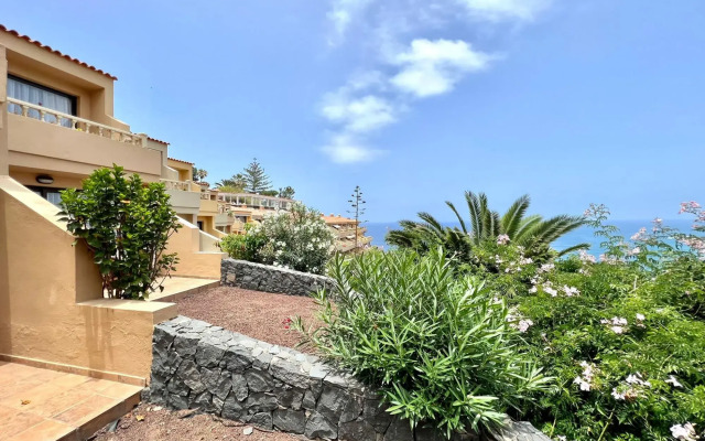 Estandar AP,piscina, acceso directo a la Playa