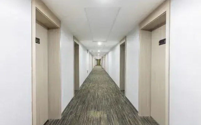 Xining Haizhu Hotel