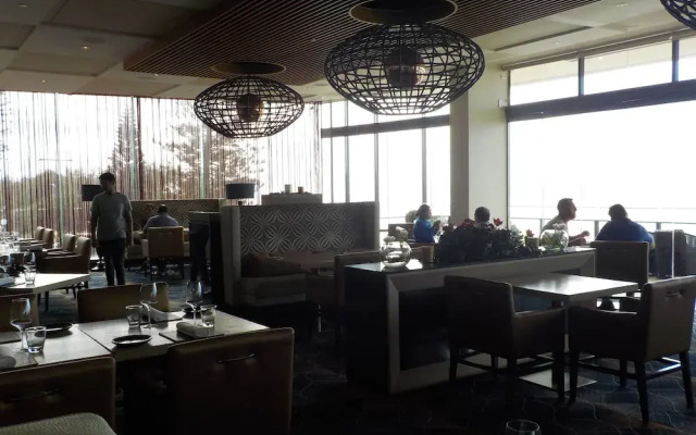 Soul on the Esplanade - HR Surfers Paradise