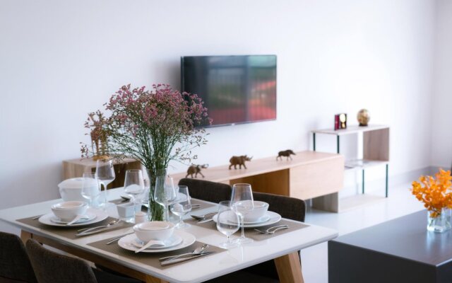 Sun Apartment