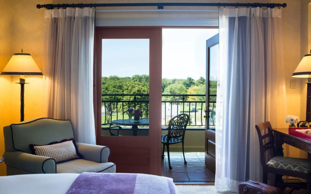 Delamar Greenwich Harbor