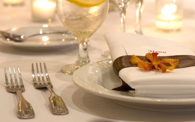 Holiday Inn Miami Beach - Oceanfront by IHG