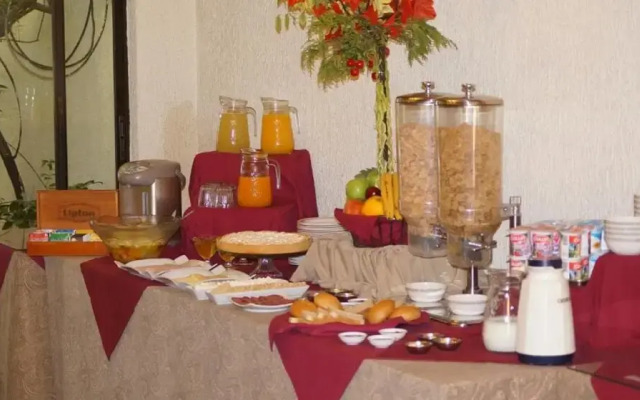 Hotel Garcia Hurtado De Mendoza