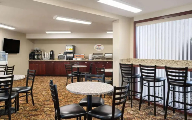 Super 8 Sherwood Park/Edmonton Area