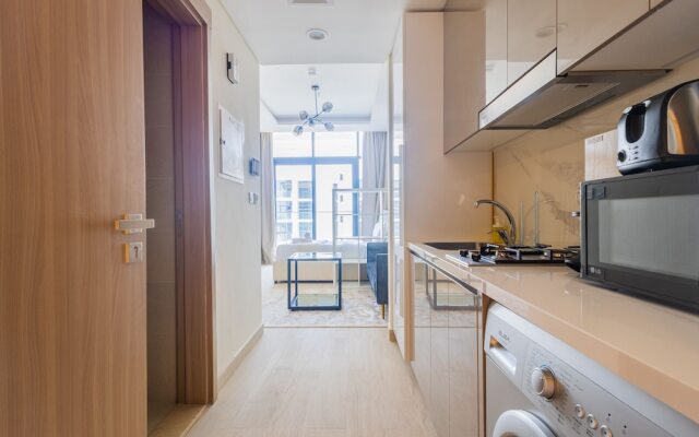 Nasma Holiday Homes - Azizi Riviera