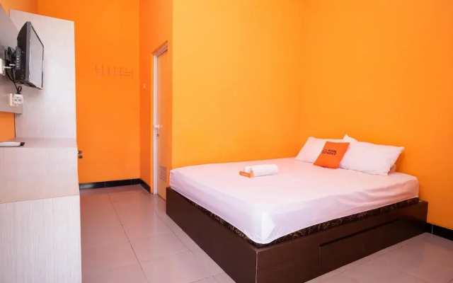 Sitiinggil Guesthouse by RedDoorz