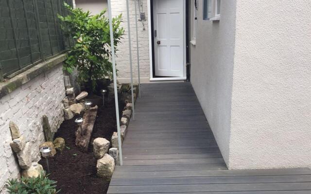 8 Owls B&B