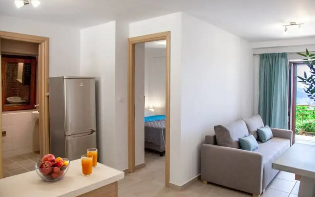 Agios Petros Apartments 2