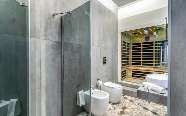 Gallery Suite Naples