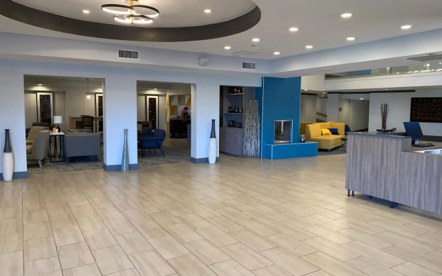 Best Western Premier Denver East