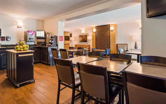 Best Western Clovis Cole