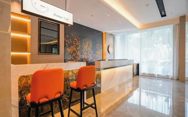 yi xuan hotel - bus station