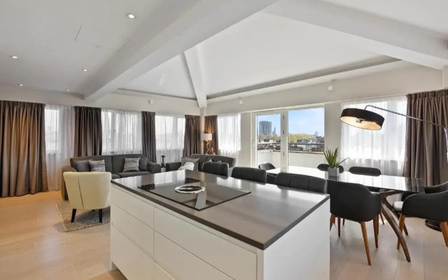 Vauxhall Bridge Road by Aeria Apartments