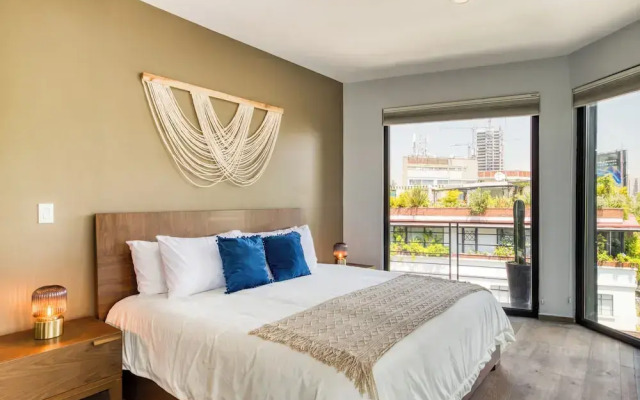 Chic PH Haven with rooftop By Tasman