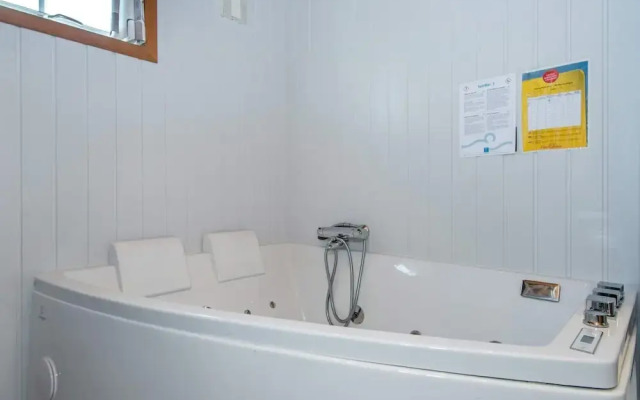 8 Person Holiday Home in Hemmet