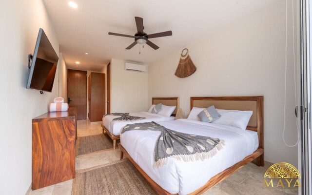 NHOA 208A Lux 2BR Condo Jungle View in Aldea Zama
