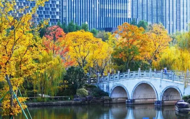 Ninghai Mingsu (Minghu Yinzuo) – Outside – Ningbo