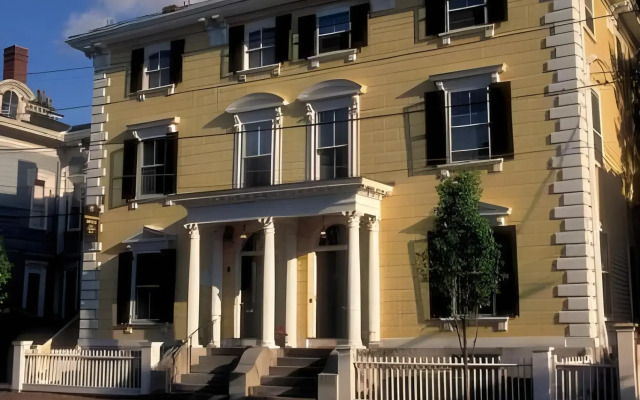 The Salem Inn