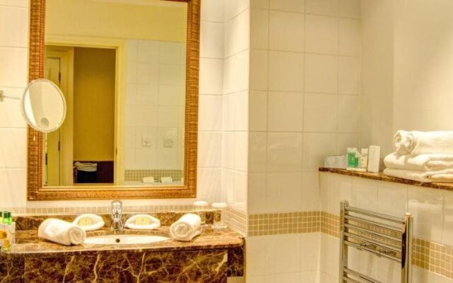 The Keadeen Hotel