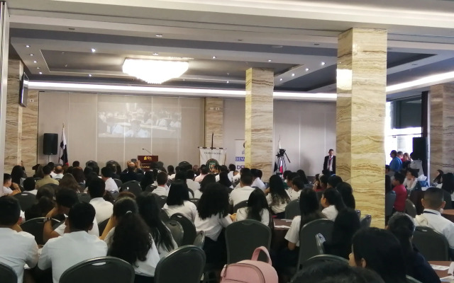 Hotel City Plaza & Suites