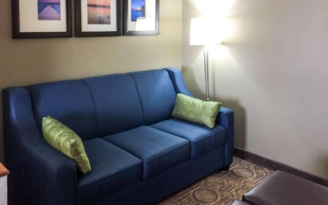 Comfort Suites Regency Park