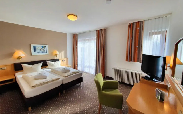 Hotel & Gasthof Zur Linde