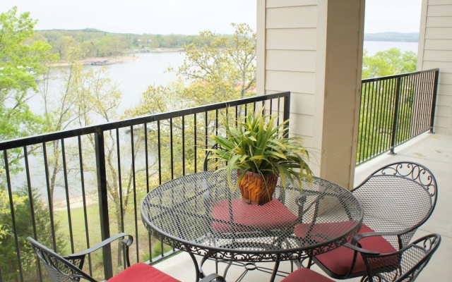 Celebration Cove Table Rock Lakefront Condos