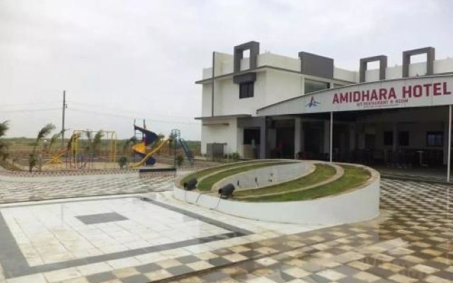 Amidhara Resort