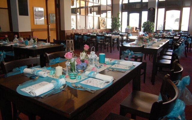 Hotel Grand Cerny Orel