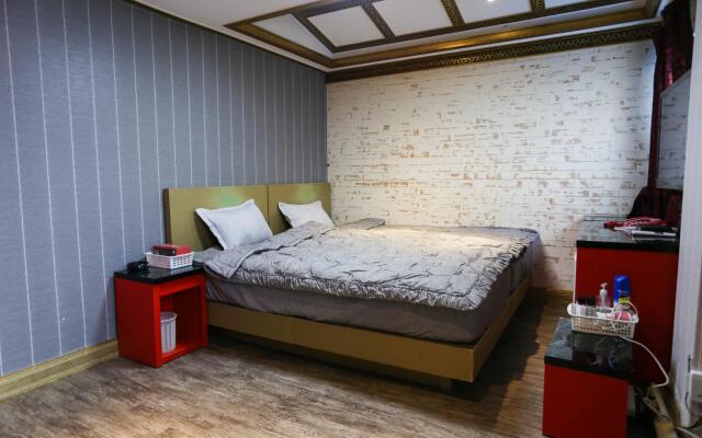 Donghae Daemyung Motel