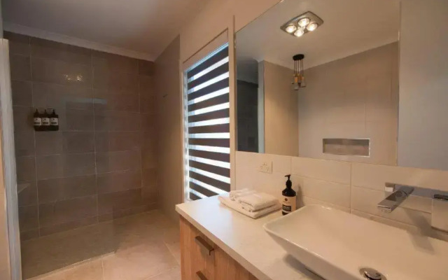 Mandel on High - Echuca Holiday Homes