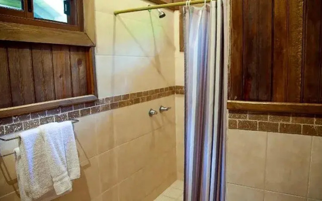 Pulhapanzak Waterfalls Cabins