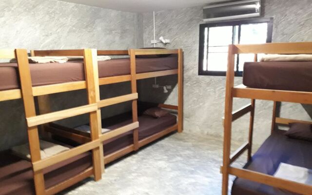 Star Hostel - Adults Only