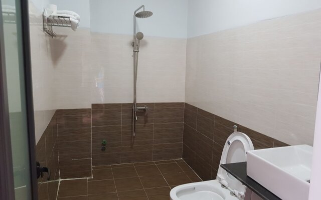 Anh Dong Hotel