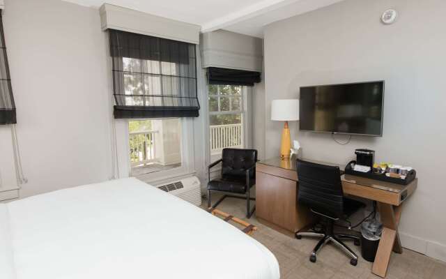 The Partridge Inn Augusta, Curio Collection by Hilton